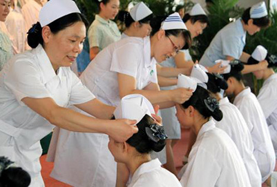 貴陽護(hù)士學(xué)校高級(jí)護(hù)理就業(yè)前景如何?