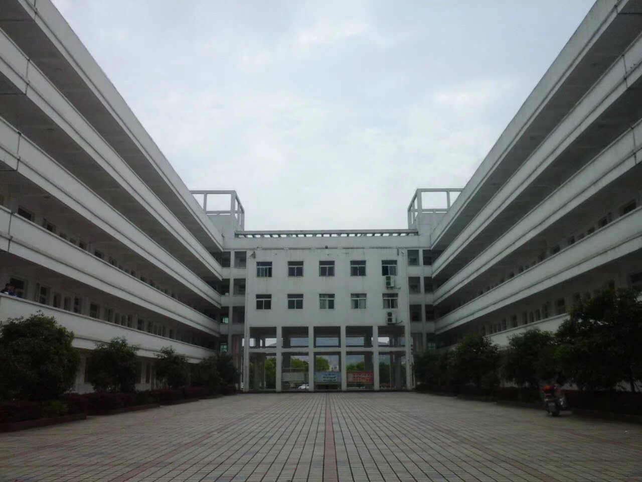 赤壁機(jī)電信息技術(shù)學(xué)校、招生計(jì)劃