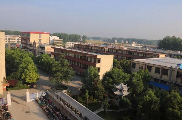 阜陽科技藝術(shù)學(xué)校怎么樣、好不好