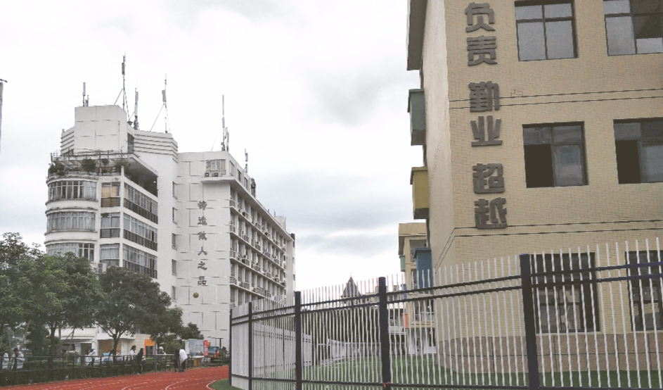 福建省機(jī)電技術(shù)學(xué)校學(xué)費(fèi)、大概收費(fèi)是多少