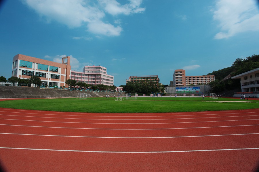 東莞市紡織服裝學(xué)校學(xué)費(fèi)多少、學(xué)校收費(fèi)標(biāo)準(zhǔn)