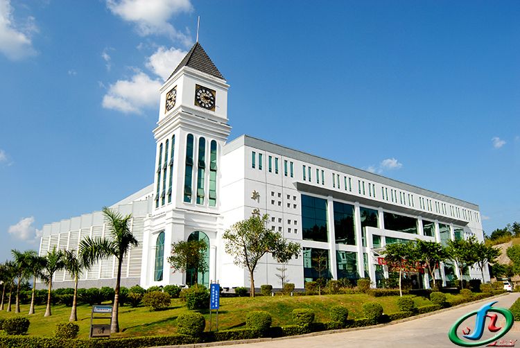 梅州市職業(yè)技術(shù)學(xué)校學(xué)費(fèi)多少、學(xué)校收費(fèi)標(biāo)準(zhǔn)