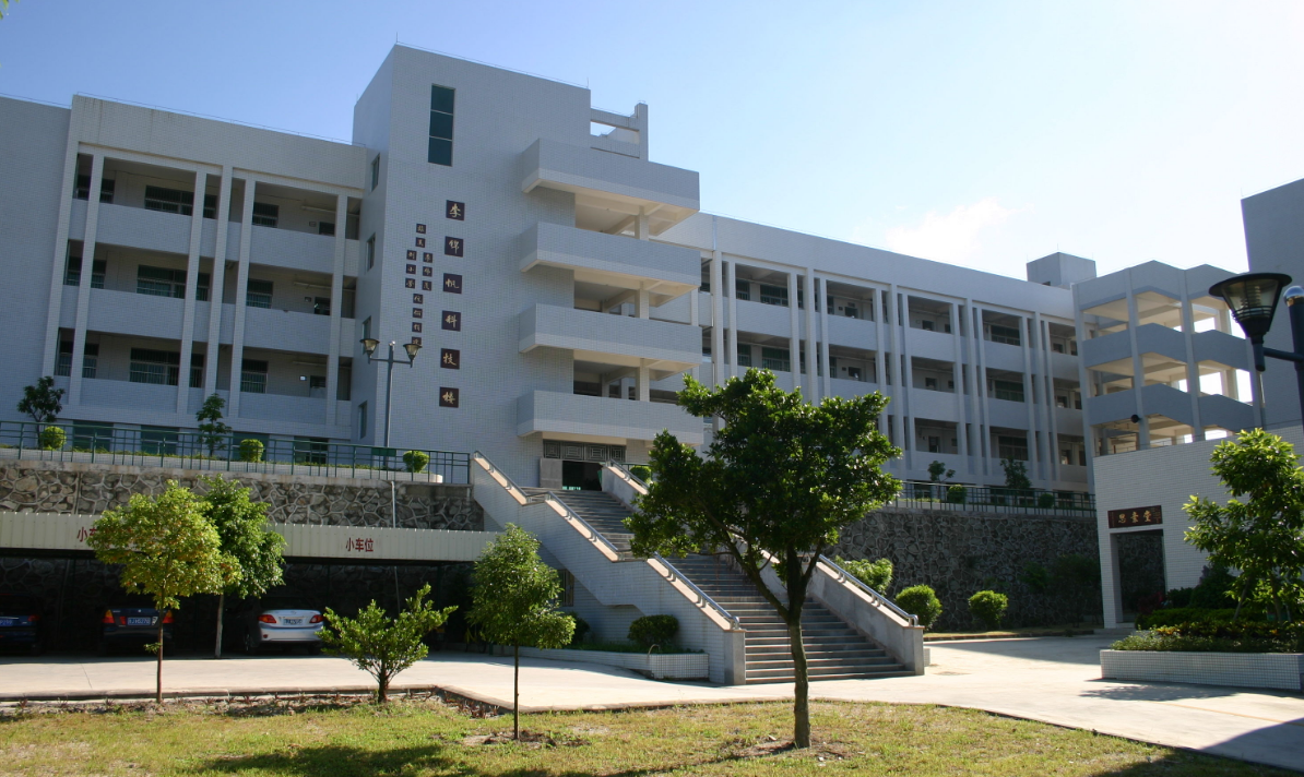 臺(tái)山市敬修職業(yè)技術(shù)學(xué)校宿舍環(huán)境、寢室環(huán)境