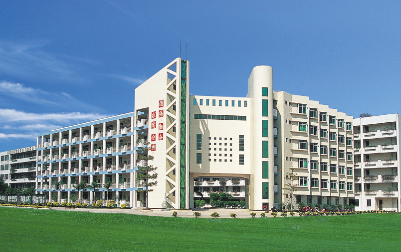 佛山市南海區(qū)鹽步職業(yè)技術(shù)學(xué)校宿舍環(huán)境、寢室環(huán)境