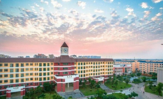 湛江市寸金中等專業(yè)學(xué)校招生要求、學(xué)校招生對象