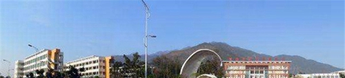 四川省德昌縣職業(yè)高級(jí)中學(xué)圖片、照片