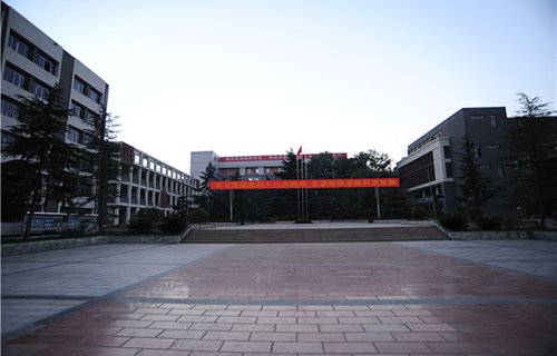 重慶市九龍坡職業(yè)教育中心圖片、照片