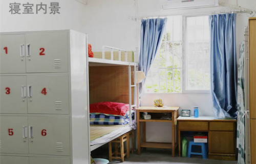 重慶建材技工學(xué)校學(xué)生寢室內(nèi)部