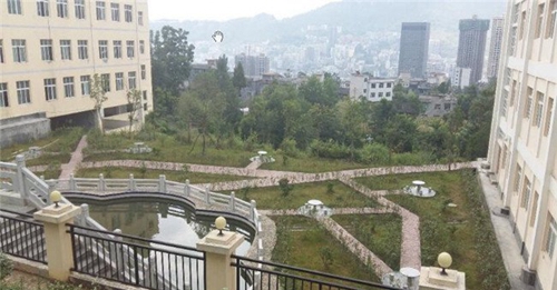 思南縣中等職業(yè)學(xué)校休閑廣場