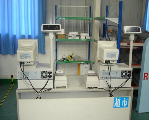 成都市洞子口職業(yè)高級中學(xué)（成都四十四中學(xué)）物流實(shí)訓(xùn)室-超市