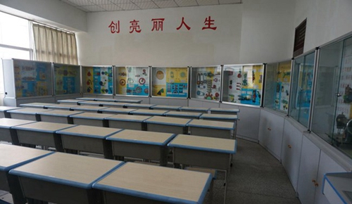 四川省德昌縣職業(yè)高級(jí)中學(xué)（德昌職高）機(jī)械基礎(chǔ)專業(yè)教室