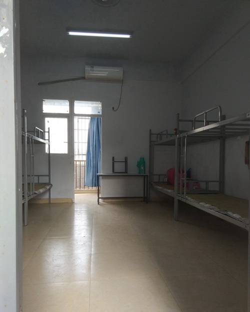 南充技師學院建華校區(qū)寢室空調
