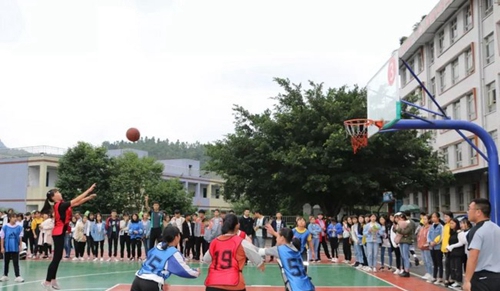 四川省珙縣職業(yè)技術(shù)學(xué)校(珙職校)籃球運(yùn)動(dòng)會(huì)（3）