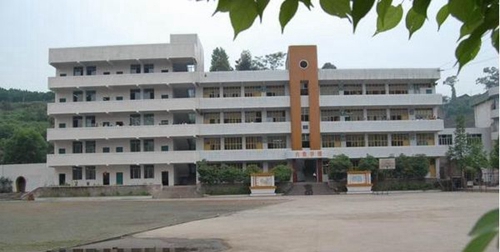 四川省宣漢職業(yè)中專學校學校教學樓