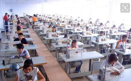 六盤水健修女子職業(yè)技術(shù)學(xué)校服裝制作
