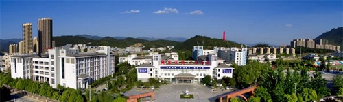 四川省廣元市職業(yè)高級中學學校全景