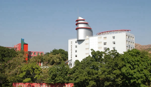 四川機(jī)電職業(yè)技術(shù)學(xué)院實訓(xùn)大樓遠(yuǎn)觀