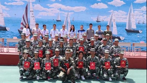 貴州省貴陽市經(jīng)貿(mào)職業(yè)學(xué)校軍訓(xùn)表彰