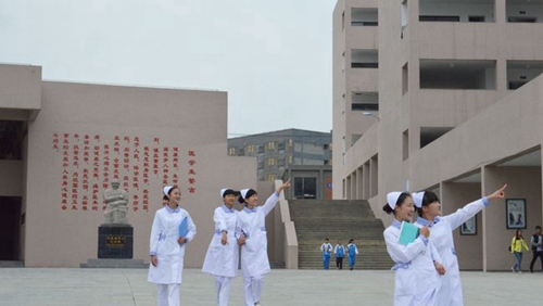 畢節(jié)醫(yī)學(xué)高等?？茖W(xué)校學(xué)生風(fēng)采