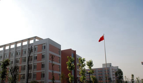 成都樹德中學(xué)光華校區(qū)升旗臺