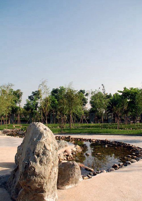 成都樹德中學(xué)光華校區(qū)校園水渠