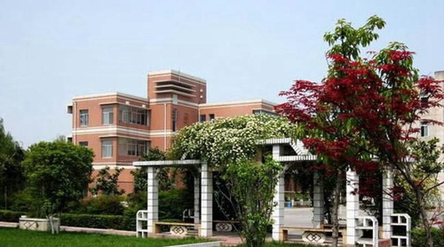 綿陽科學城一中校園環(huán)境2