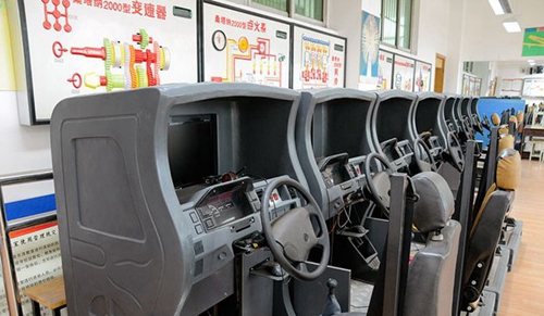 成都市中和中學(xué)通用技術(shù)室3