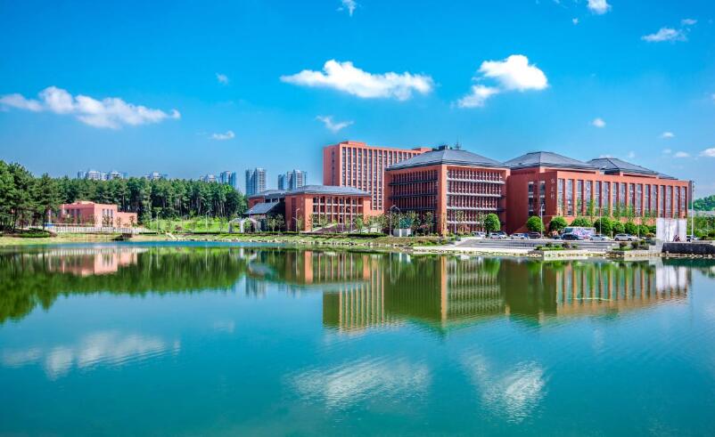 2022年重慶兩江新區(qū)有哪些好的衛(wèi)校呢?