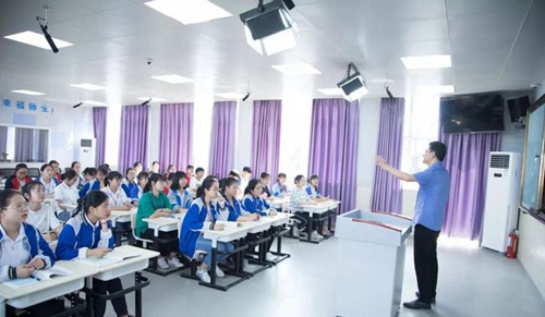 成都高新三岔中學課堂掠影