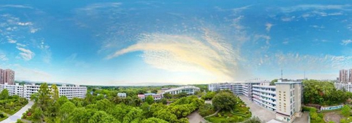 成都高新三岔中學校園風貌