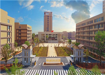 云南商務(wù)職業(yè)學(xué)院2021年五年制大專招生簡章