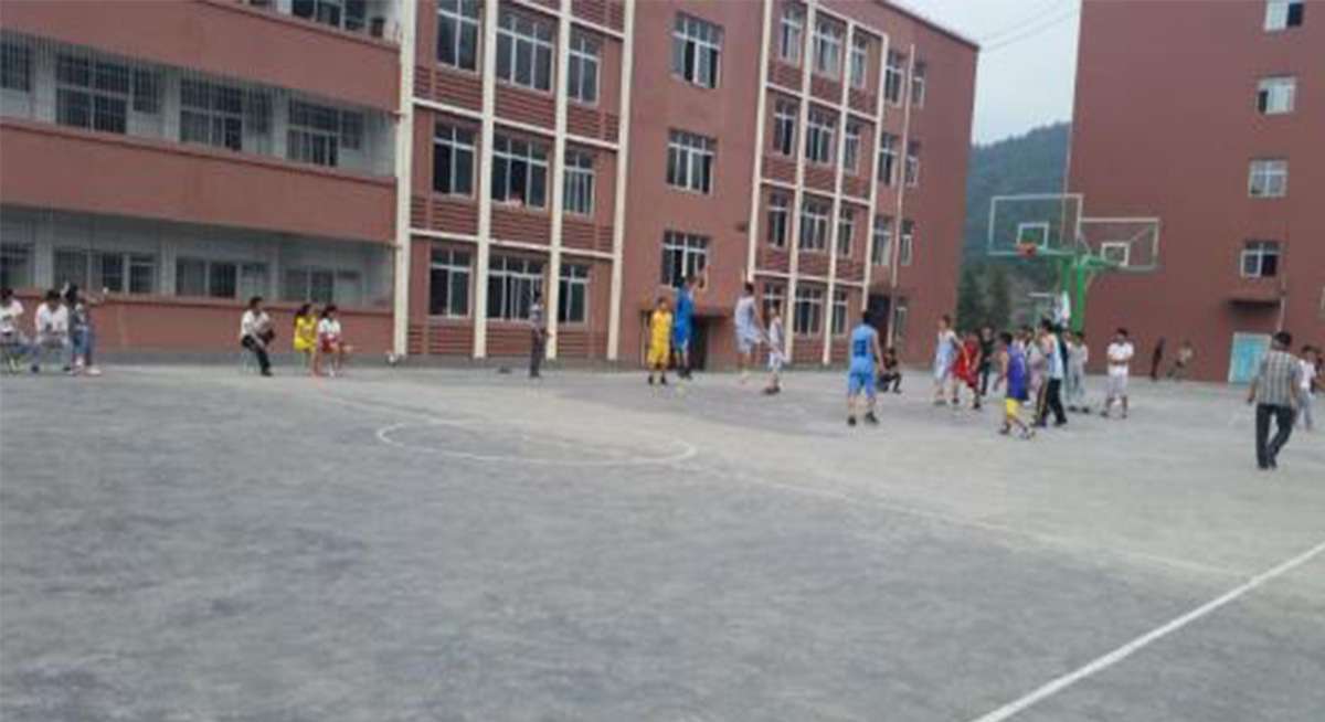 學校