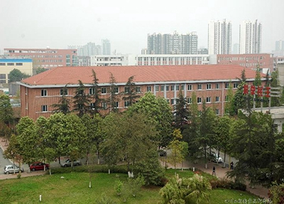永州九嶷工業(yè)學(xué)校2025年招生簡章