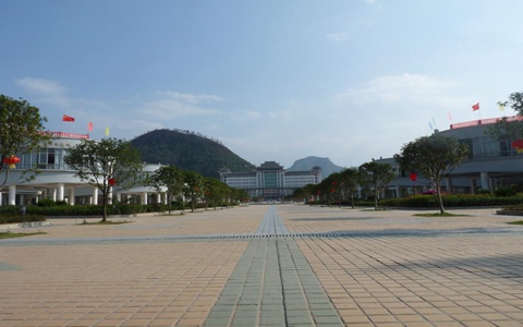 西安市工業(yè)技工學(xué)校