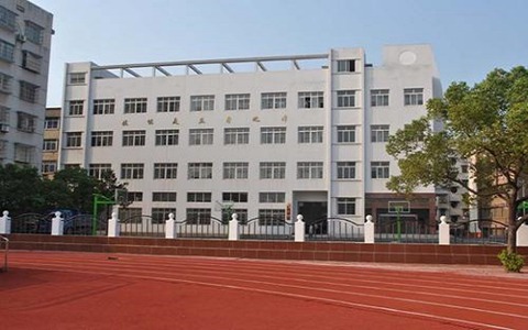 重慶市北部新區(qū)職業(yè)學(xué)校一般有哪些專業(yè)?學(xué)前教育專業(yè)就業(yè)方向如何
