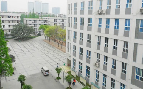 四川省儀隴縣職業(yè)高級中學辦學實力如何