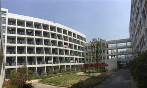 三峽旅游職業(yè)技術學院飛機維修大專學校