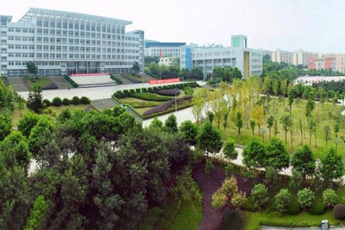 遼寧商貿(mào)職業(yè)學(xué)院房地產(chǎn)經(jīng)營與估價(jià)專業(yè)介紹