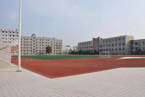 廈門2023中考男生適合的法學類專業(yè)有什么