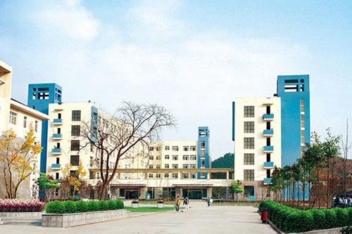 蘭州2023年航空服務(wù)學(xué)校畢業(yè)好找工作嗎