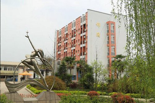 石家莊經(jīng)濟(jì)鐵路職業(yè)學(xué)院有高鐵乘務(wù)專業(yè)嗎