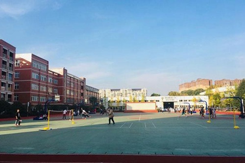 石家莊軍興信息工程中等學校航空空乘航空維修專業(yè)