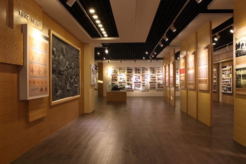 石家莊商務(wù)外貿(mào)中等專業(yè)學(xué)校航空空乘民航商務(wù)專業(yè)介紹