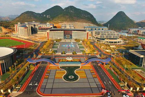 承德北辰中專學(xué)校航空空乘航空直升機就業(yè)前景